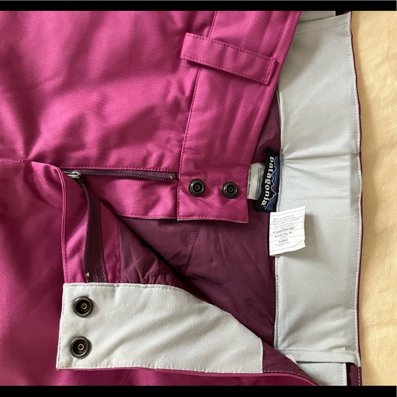Patagonia Ski/Snowboarding Pants - Picture 3 of 8